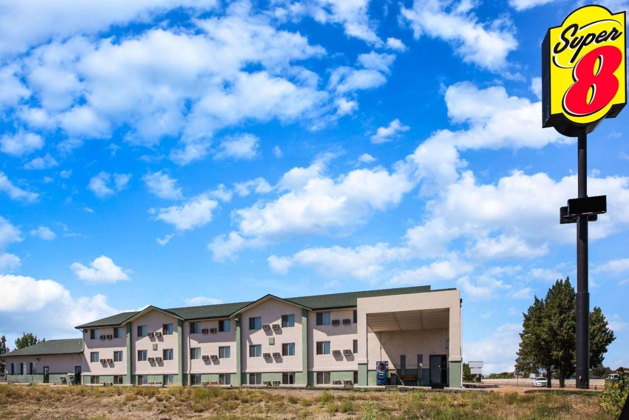 Super 8 By Wyndham Pueblo Otel Dış mekan fotoğraf